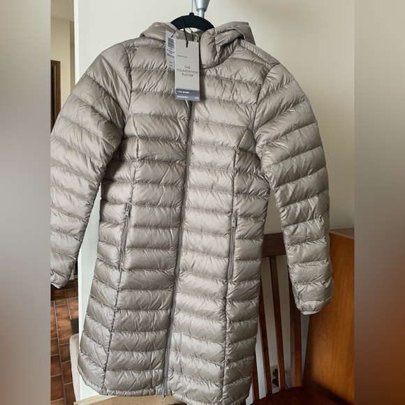 Aritzia Babaton Foundation Puffer Long - Picture 1 of 4